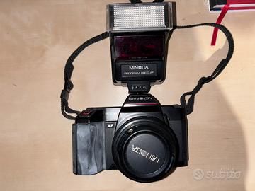 Macchina fotografica konica minilta cn8312