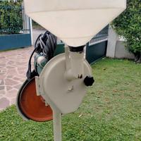 Mulino elettrico per granoturco