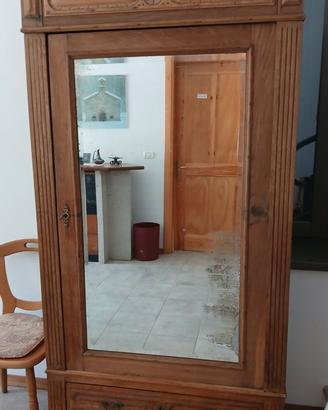Armadio in rovere stile francese