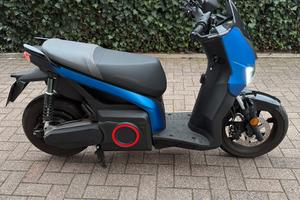SEAT MÓ 125 (2024) – Blu elettrico