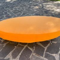 Pouf ovale arancione 150 cm per salotto o ufficio