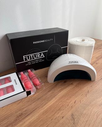 LAMPADA LED PER UNGHIE