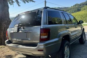 Grand Cherokee