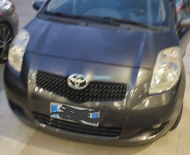 Toyota yaris 1.4 diesel navy