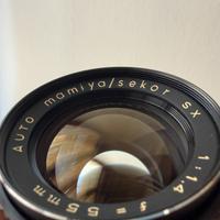 Obiettivo Mamiya Sekor SX 55mm f1.4 bel bokeh