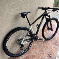 Giant XTC  29 Carbon - Taglia M 