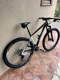 Giant XTC  29 Carbon - Taglia M 