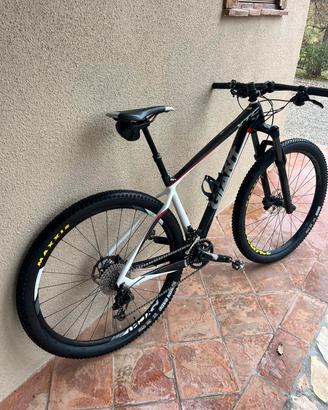 Giant XTC  29 Carbon - Taglia M 