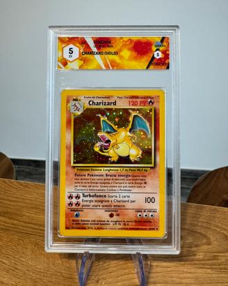 Charizard Graad 5 - Set base Pomemon 4/102 ita
