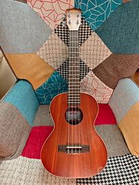 Ukulele Tenore Elettroacustico Kala KA-TE