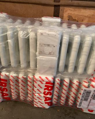 Due termosifoni tubolari Irsap Tesi