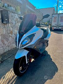 Kymco Xciting R 300