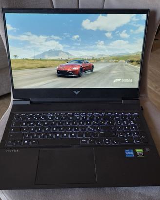 HP Victus 16 | i5-12500H | RTX 3060 | 16GB | 512GB