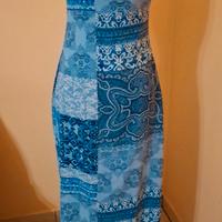 vestito lungo a fantasia blu e bianco 