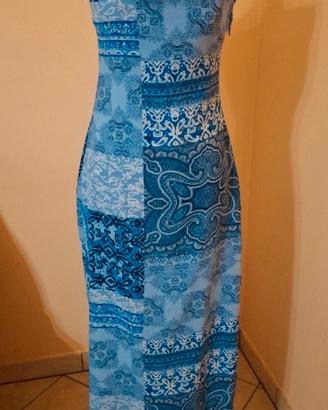 vestito lungo a fantasia blu e bianco 
