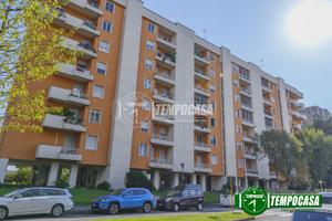 Appartamento a Opera 5 locali