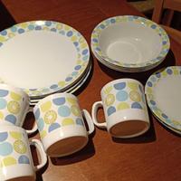 Piatti campeggio - set