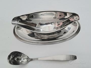 Salsiera con cucchiaino