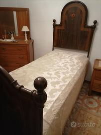 letto singolo in metallo dipinto a mano antico