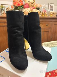 Stivaletto camoscio Guess