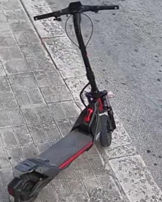 Monopattino elettrico segway zt3 pro