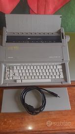 macchina da scrivere elettrica  Olivetti