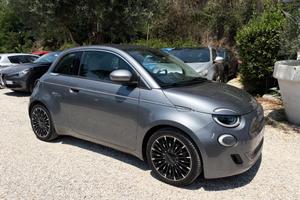 500e Cabrio 42 kWh La Prima interni in pelle apple