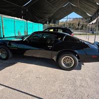 Pontiac firebird trans am 