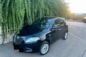 Ypsilon  0.9 Metano 10/2013