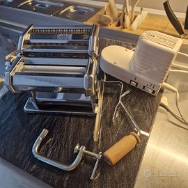 Macchina per pasta fresca Imperia con motore