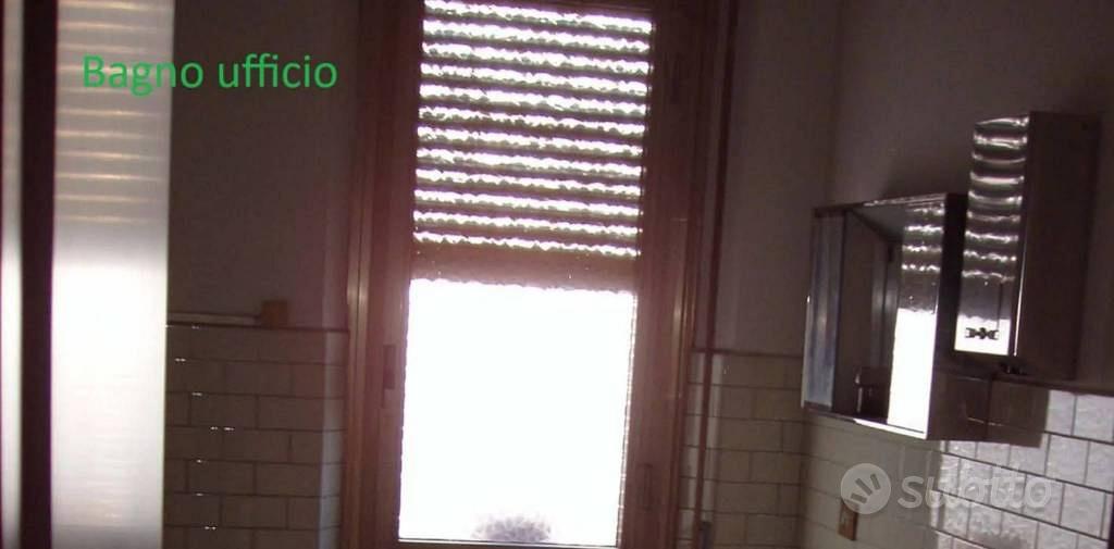 Immobile in asta di 119 m² con più di 5 locali a V - Vista 3