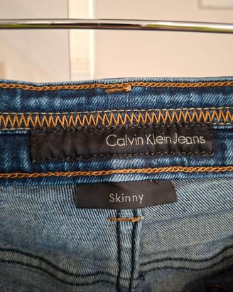 Calvin Klein  e levis straus 501
