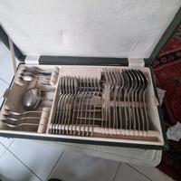 VECCHIO SERVIZIO DI POSATE 