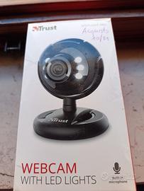 TRUST WEBCAM win10
