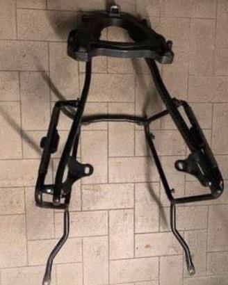 Supporto e valigie per moto