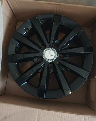 Cerchi originali Mercedes con coprimozzo