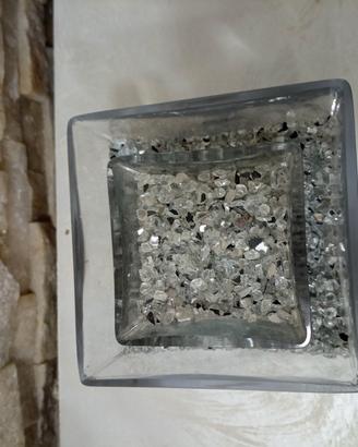 due vasi in vetro design moderno