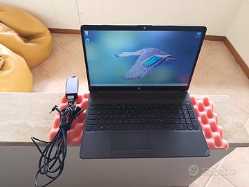 HP G9 15,6" FHD 6-core i3-12th 16/256GB SSD MVMe