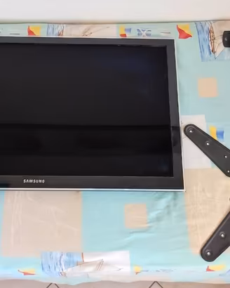 TV Samsung 40 pollici (anno 2012)