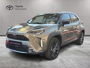 Toyota Yaris Cross 1.5h Adventure awd-i 116cv e-cv