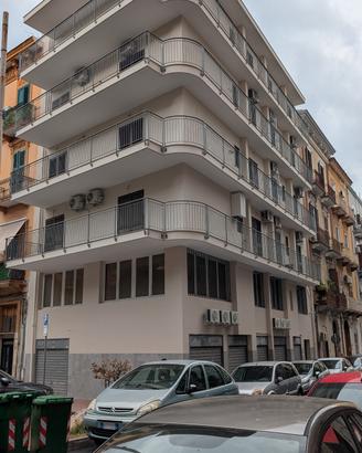 trilocale piano 2 piazza Ramellini