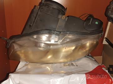 Fari anteriori Alfa Romeo 166