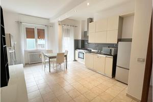 Due locali a Baranzate