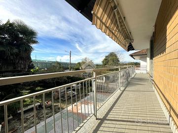 VILLA SINGOLA A CHIVASSO