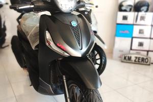 Piaggio Beverly 300 HPE SPORT BLACK NERO+2 ANTF KM