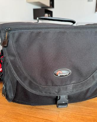 Borsa LOWEPRO a tracolla