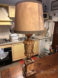 Lampada in marmo