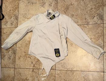 Attrezzatura di scherma usata