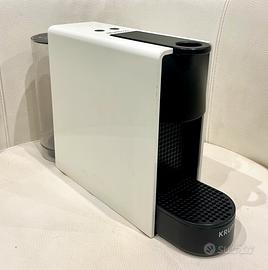 Macchina caffè Nespresso Krups Essenza Mini