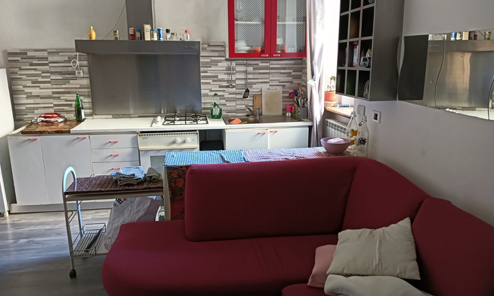 Trieste centro stanza matrimoniale uso singolo